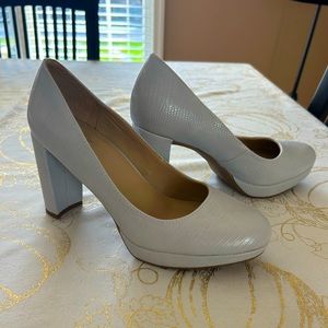 Naturalizer Berlin Mist Grey Size 8.5 pumps